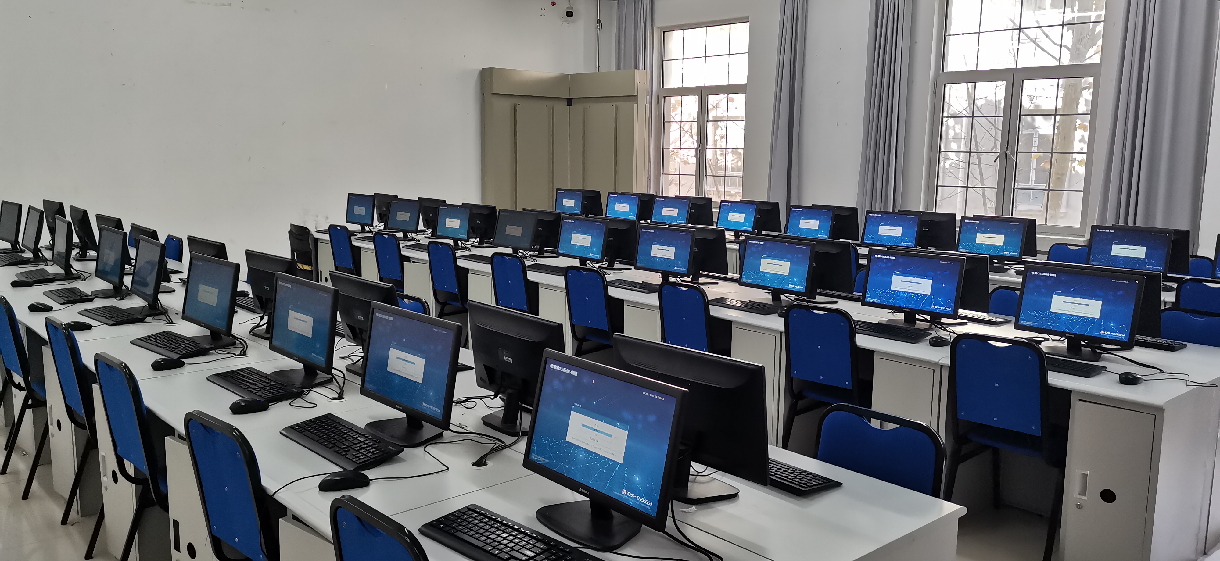 计算机网络技术实训室